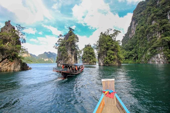 Traveling to Khao Lak With Kids: Child Seats & Family Transfers